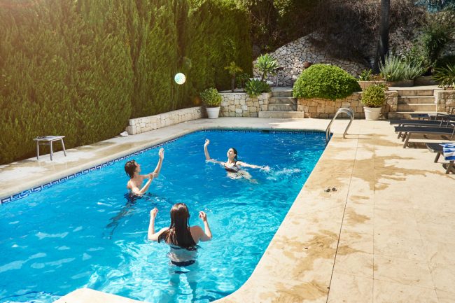 Average Swimming Pool Size